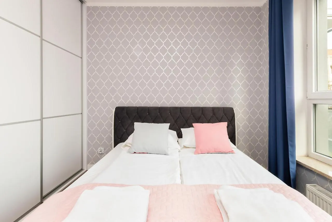 Two-Bedroom Apartment Old Town Gdansk Walowa By Noclegi Renters contacts